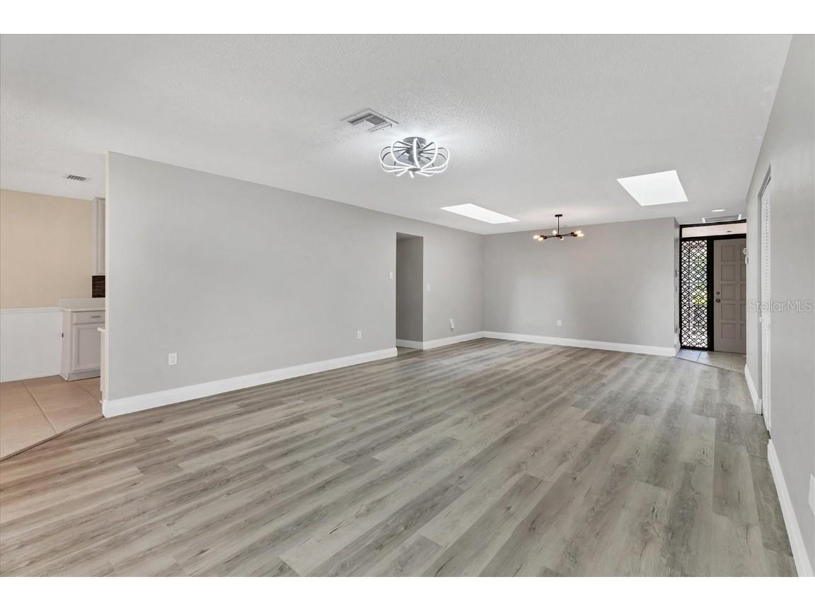 3541 Wilkinson Woods Drive #40 Sarasota FL 34231 A4672490 image8