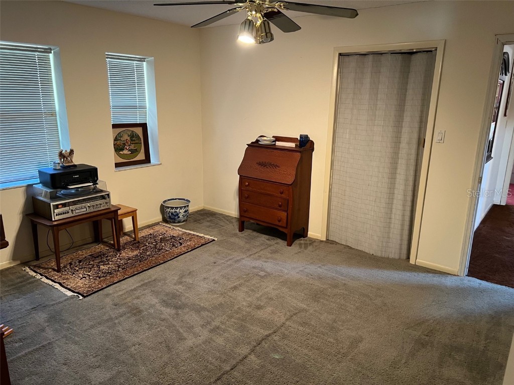 35412 Crescent Drive Fruitland Park FL 34731 - CANAL TO LAKE GRIFFIN O6363023 image10