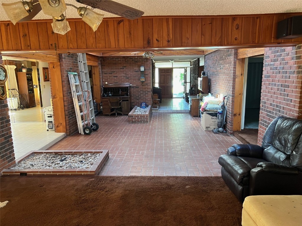 35412 Crescent Drive Fruitland Park FL 34731 - CANAL TO LAKE GRIFFIN O6363023 image12