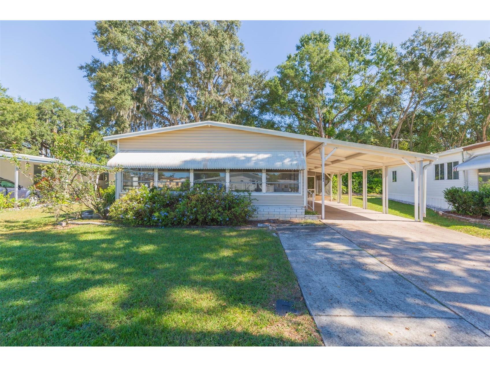 3542 Castle Drive Zephyrhills FL 33540 TB8441916 image1