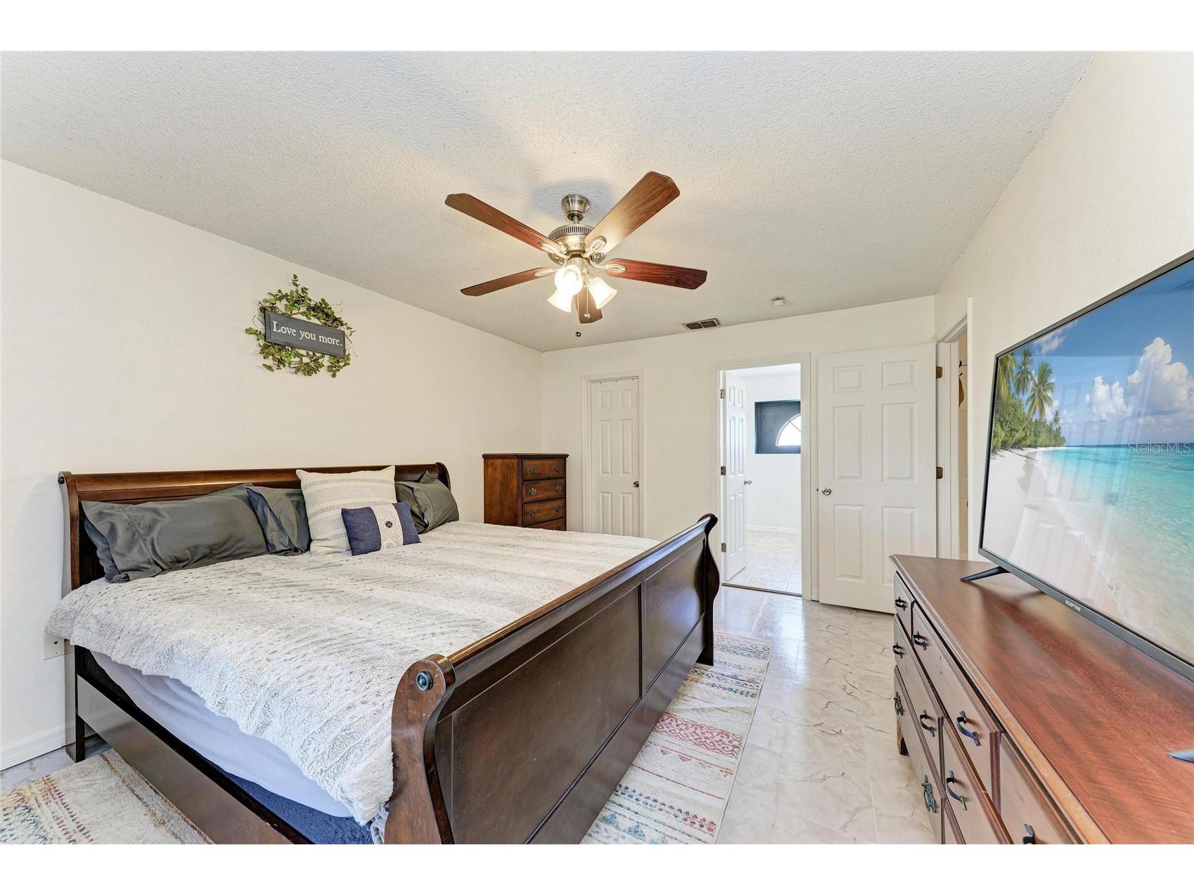 3543 65th Avenue Circle E Sarasota FL 34243 A4694314 image16