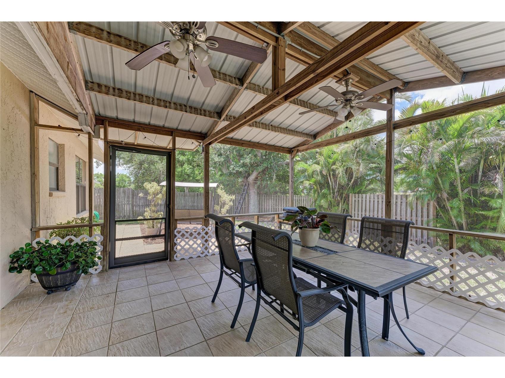 3543 65th Avenue Circle E Sarasota FL 34243 A4694314 image27