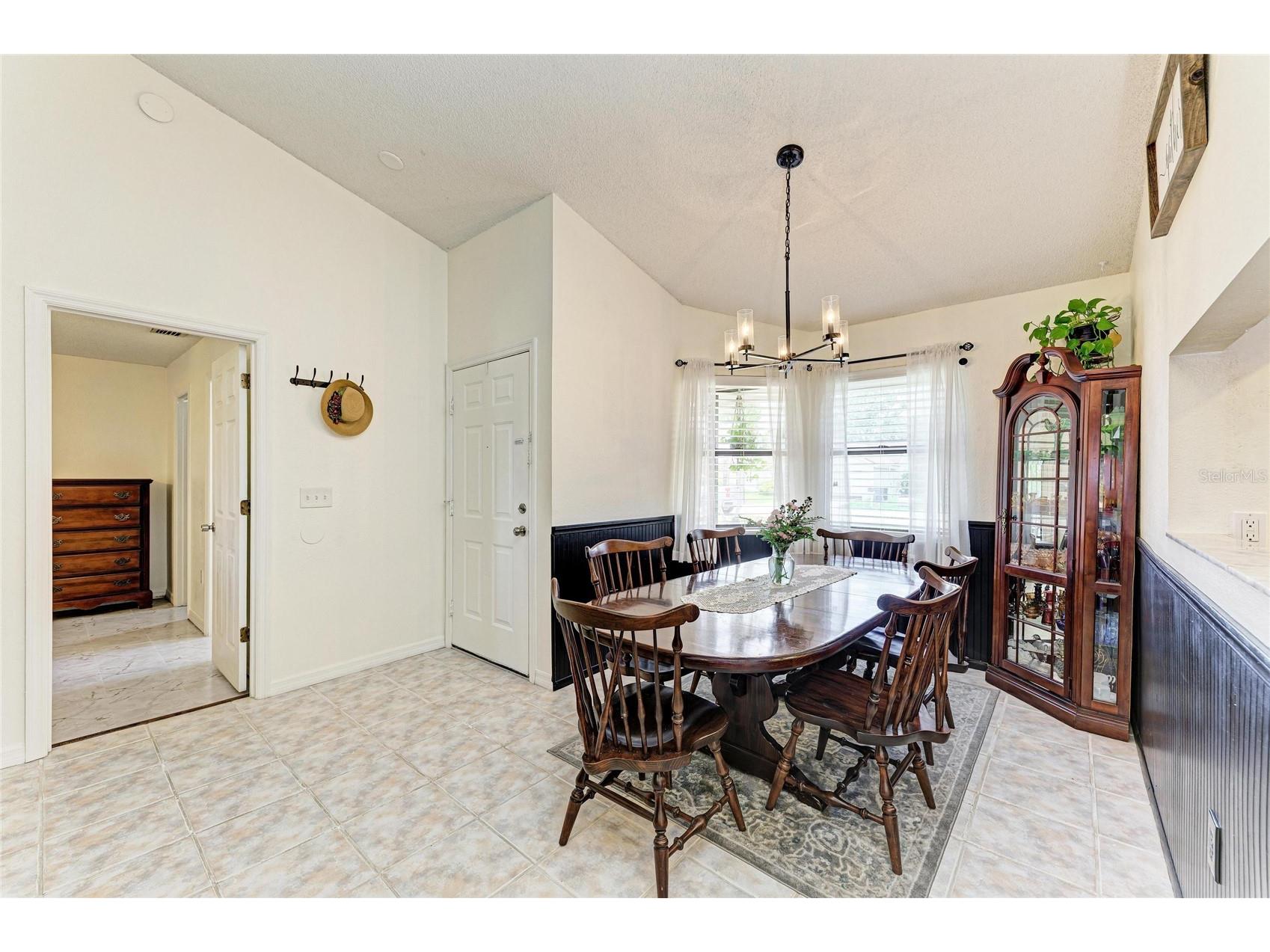 3543 65th Avenue Circle E Sarasota FL 34243 A4694314 image8
