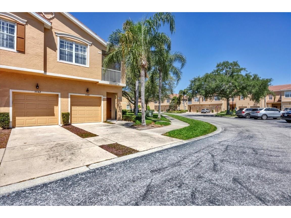 3544 Parkridge Circle #31-203 Sarasota FL 34243 A4607660 image1