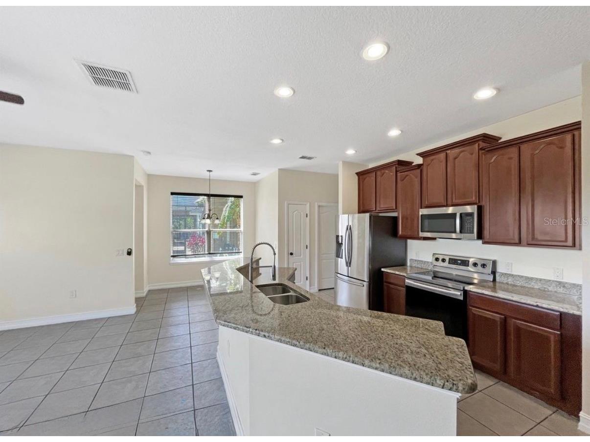 3545 Starbird Drive Ocoee FL 34761 V4947094 image8