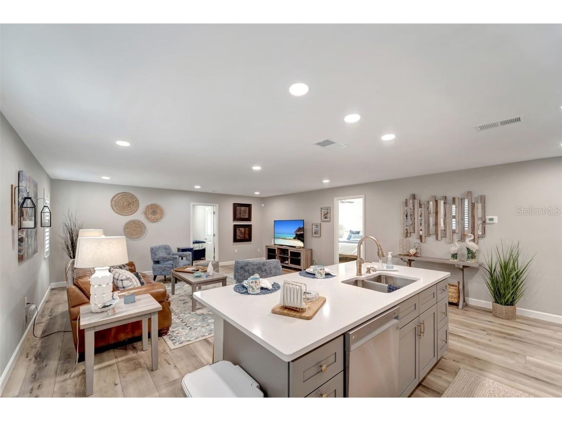 3546 Auburn Court #240 Sarasota FL 34231 A4673054 image10