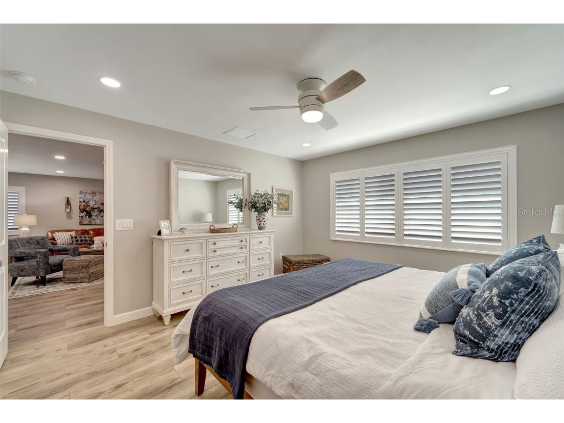 3546 Auburn Court #240 Sarasota FL 34231 A4673054 image19