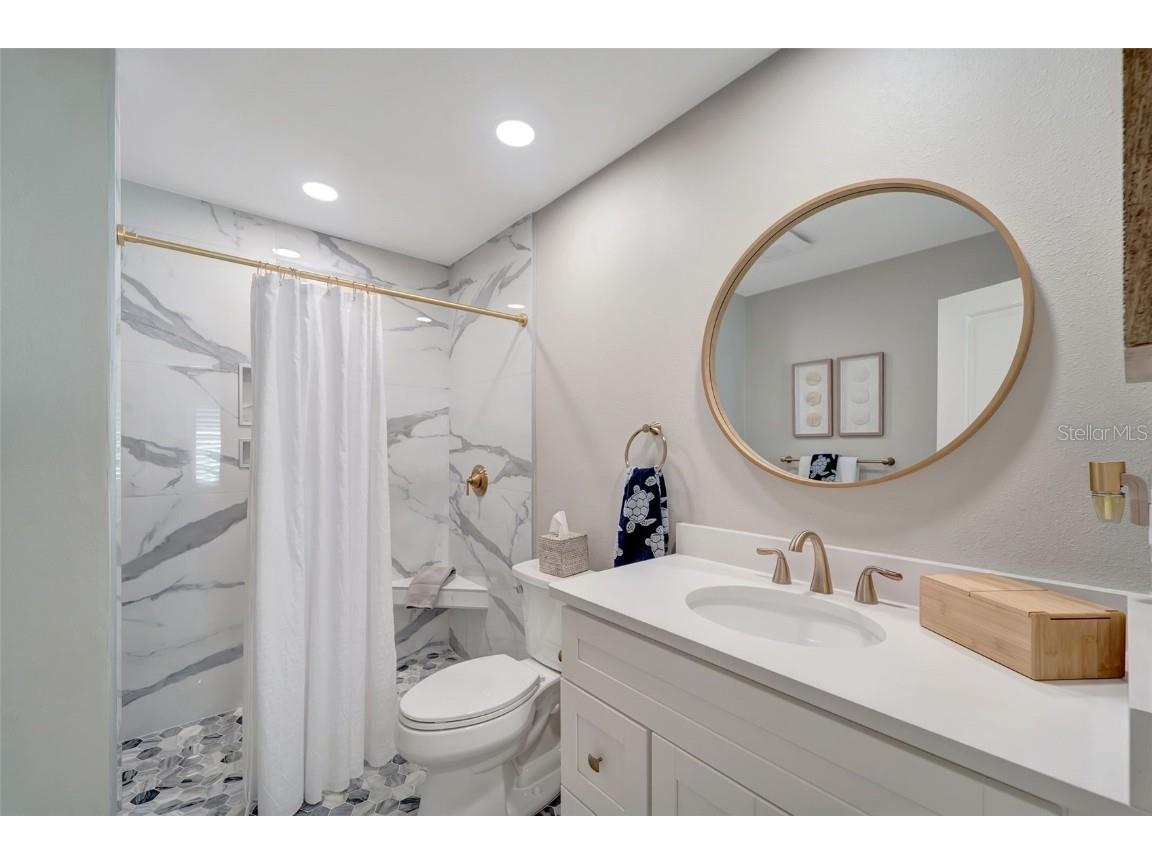 3546 Auburn Court #240 Sarasota FL 34231 A4673054 image20