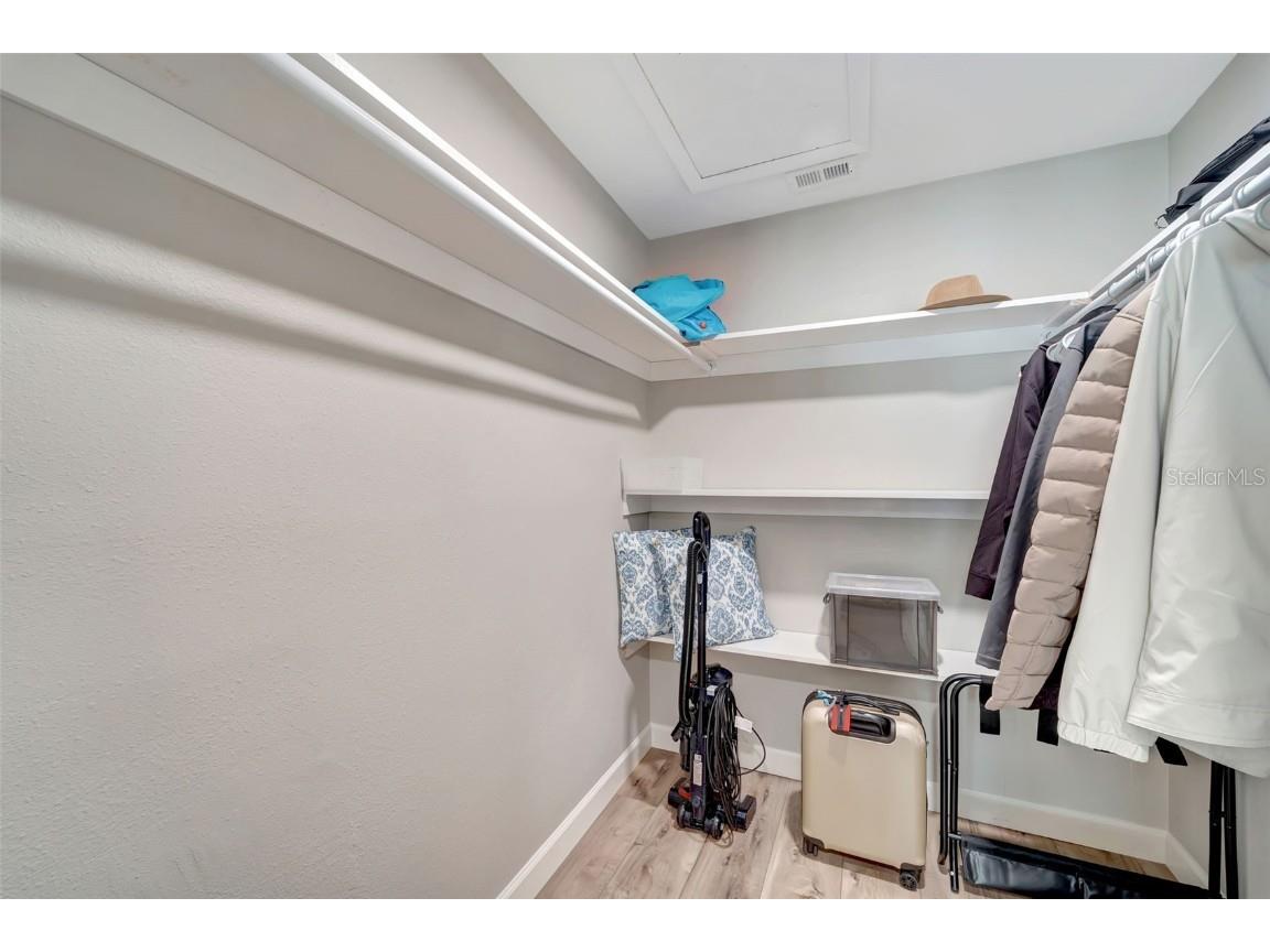 3546 Auburn Court #240 Sarasota FL 34231 A4673054 image21