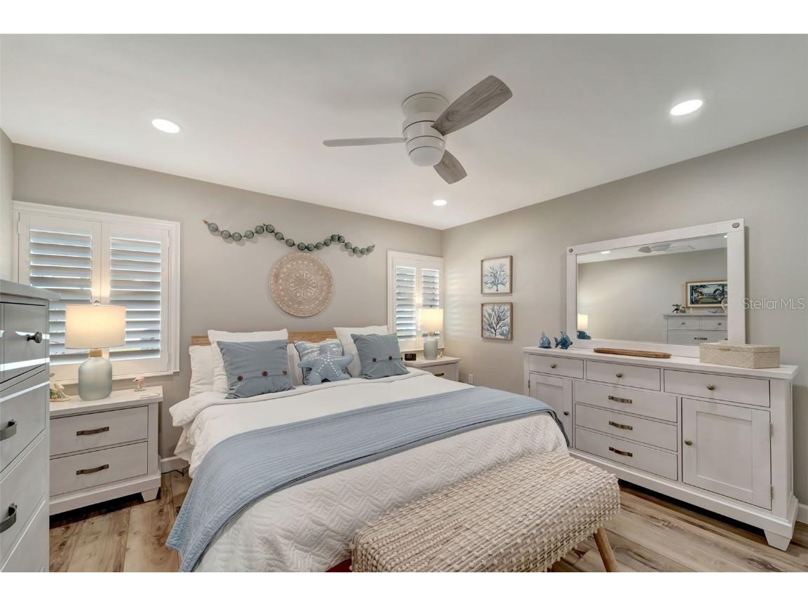 3546 Auburn Court #240 Sarasota FL 34231 A4673054 image22