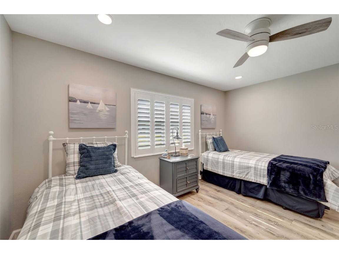 3546 Auburn Court #240 Sarasota FL 34231 A4673054 image27