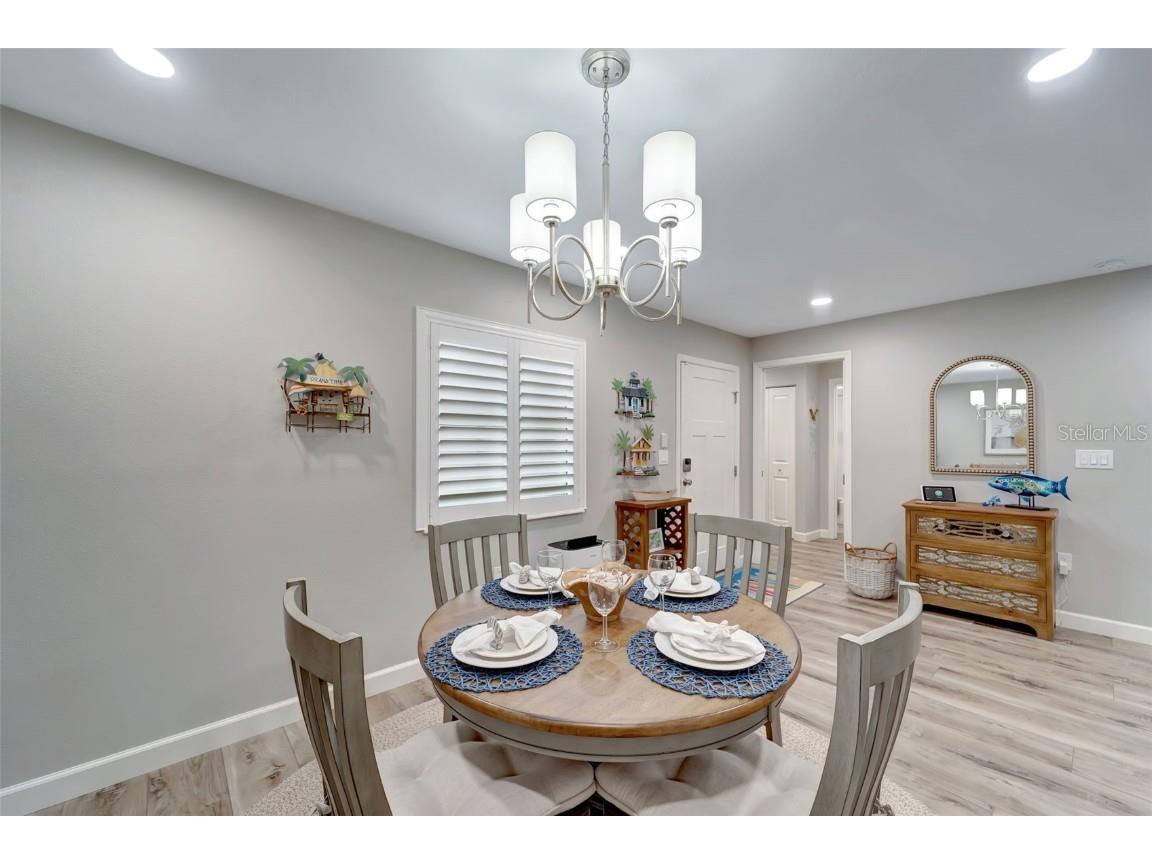 3546 Auburn Court #240 Sarasota FL 34231 A4673054 image7