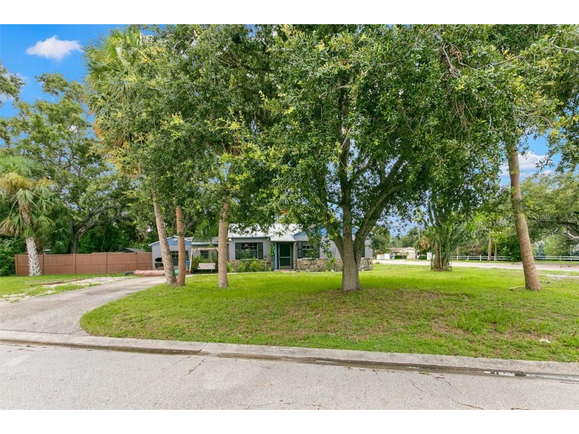 3546 Boca Ciega Drive N Saint Petersburg FL 33710 TB8404973 image1