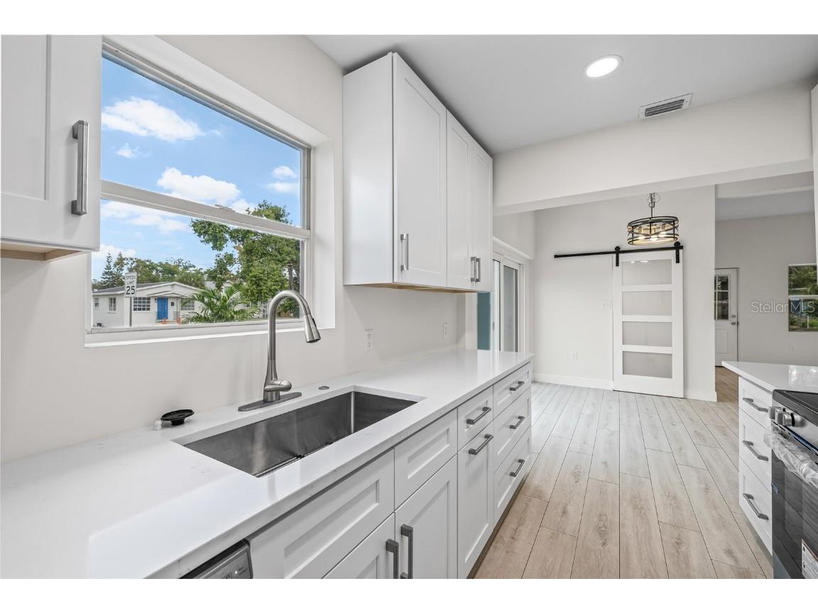 3546 Tarlton Street N Saint Petersburg FL 33713 TB8432522 image39