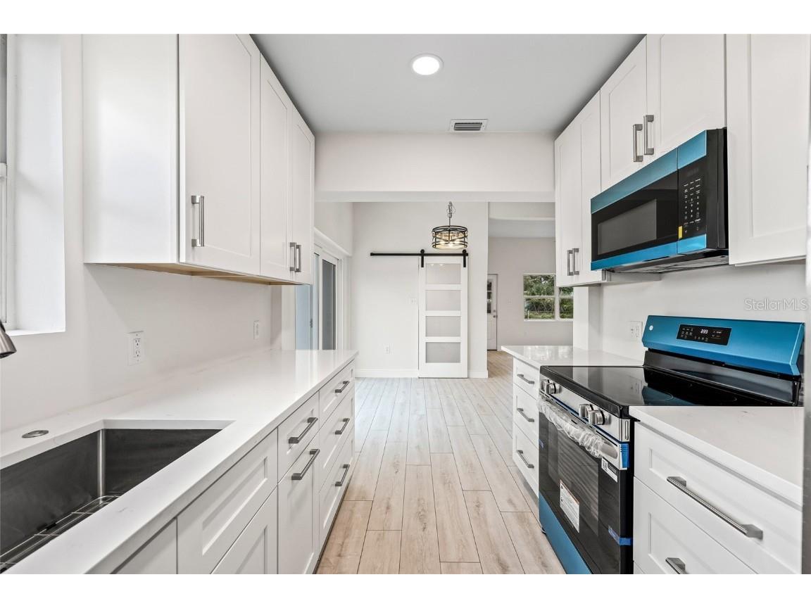 3546 Tarlton Street N Saint Petersburg FL 33713 TB8432522 image40