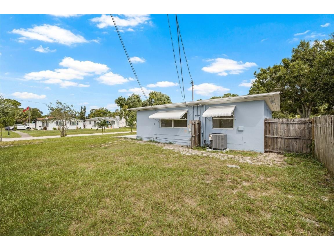 3546 Tarlton Street N Saint Petersburg FL 33713 TB8432522 image6