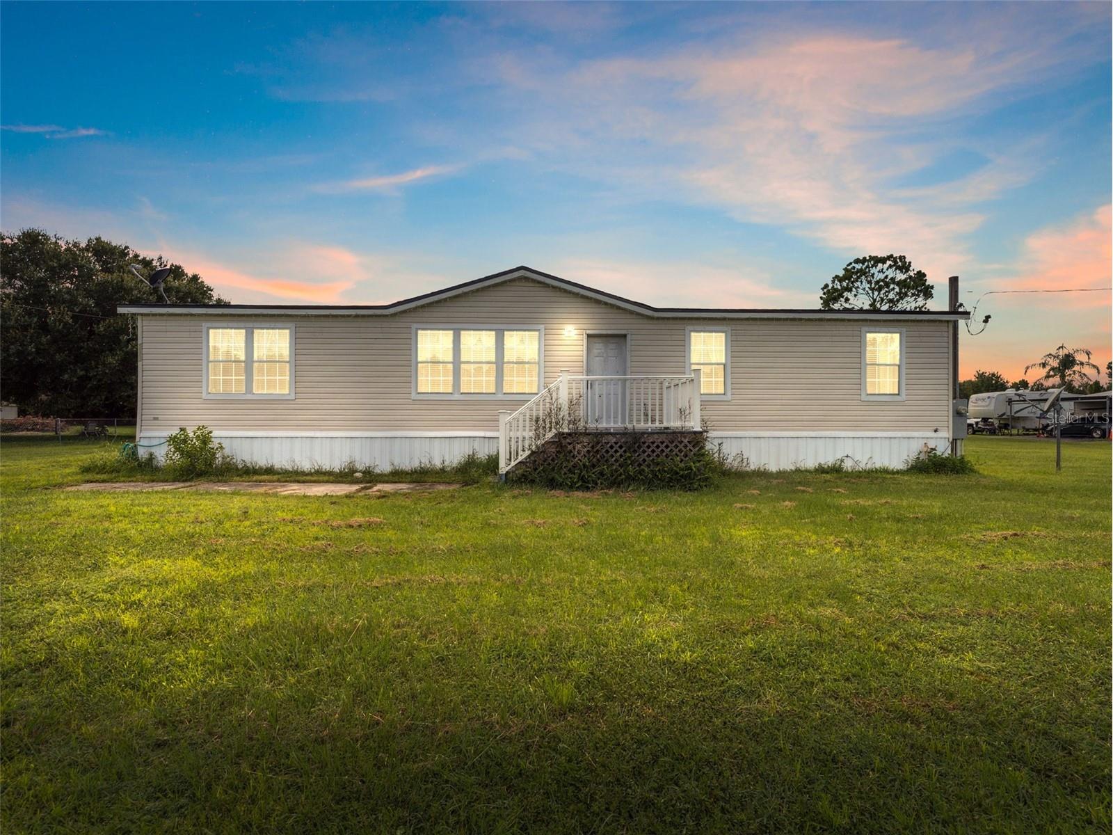 3547 King Court Lake Wales FL 33898 TB8414448 image1