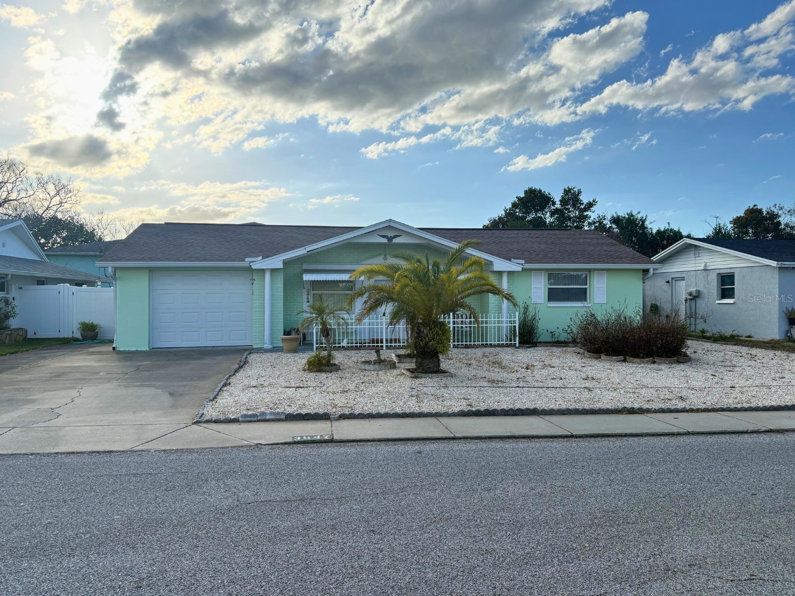 3547 Woodcock Drive New Port Richey FL 34652 W7883584 image1