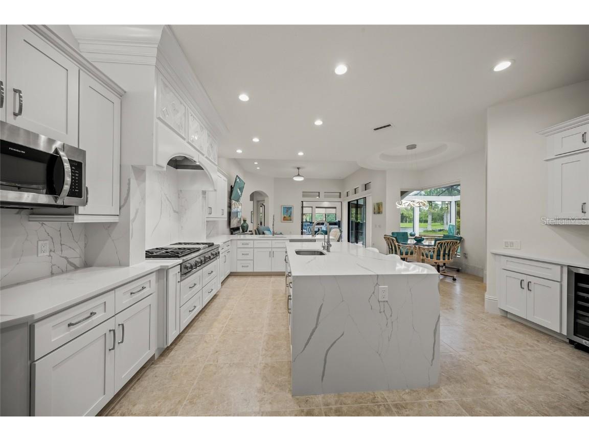 3548 Founders Club Drive Sarasota FL 34240 A4658917 image17