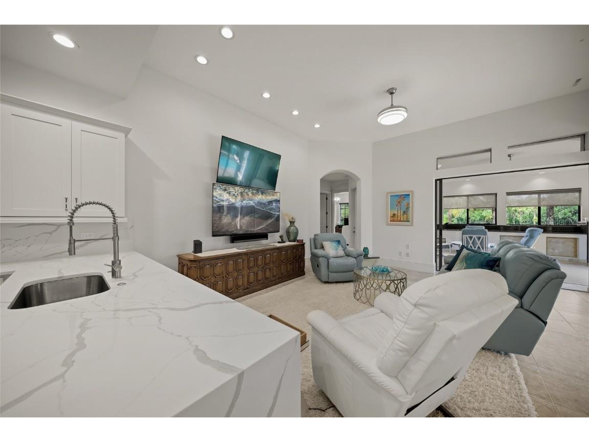 3548 Founders Club Drive Sarasota FL 34240 A4658917 image20