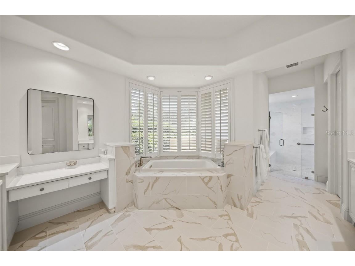 3548 Founders Club Drive Sarasota FL 34240 A4658917 image29