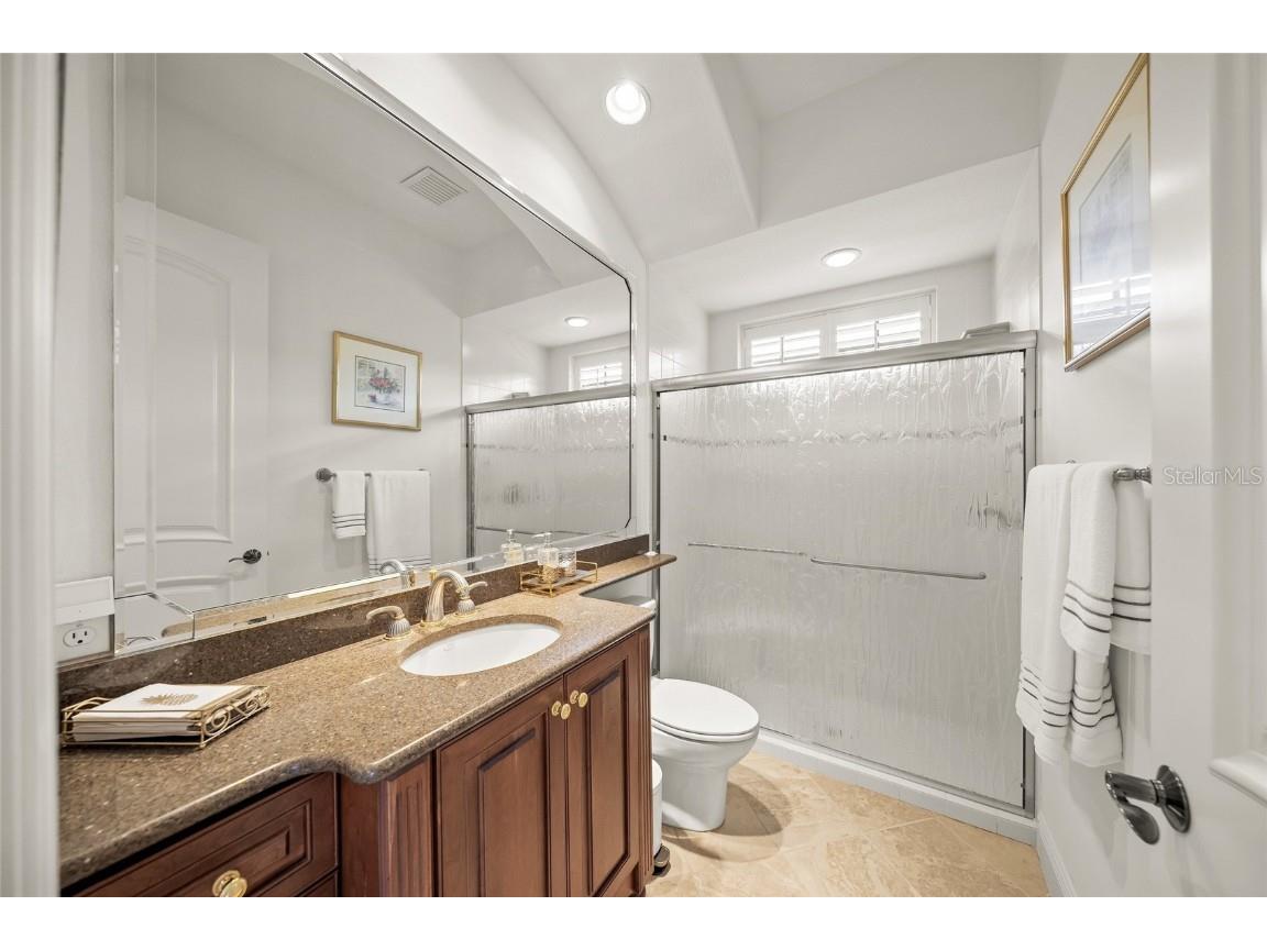 3548 Founders Club Drive Sarasota FL 34240 A4658917 image34