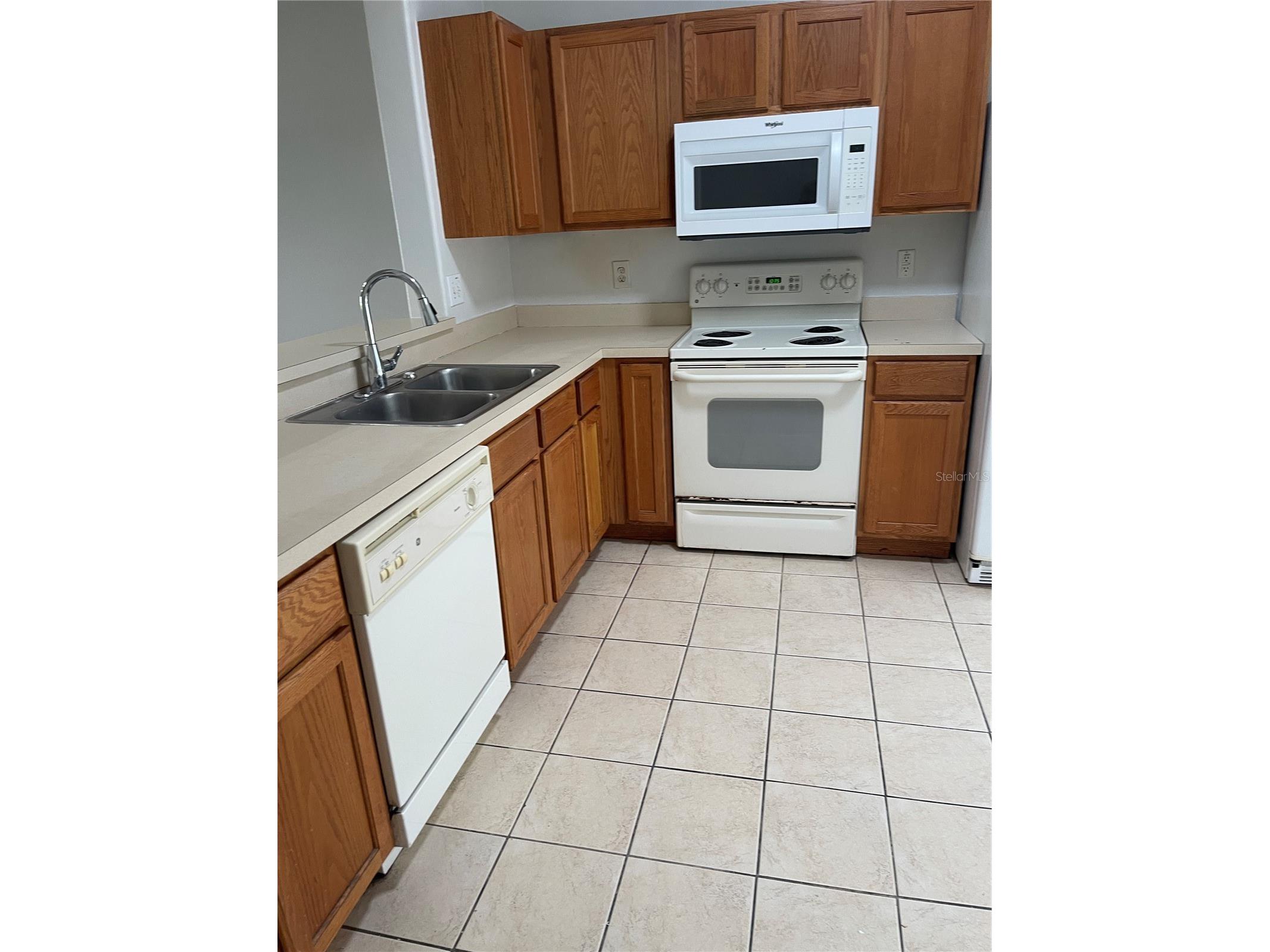 3548 High Hampton Circle Tampa FL 33610 TB8524658 image6
