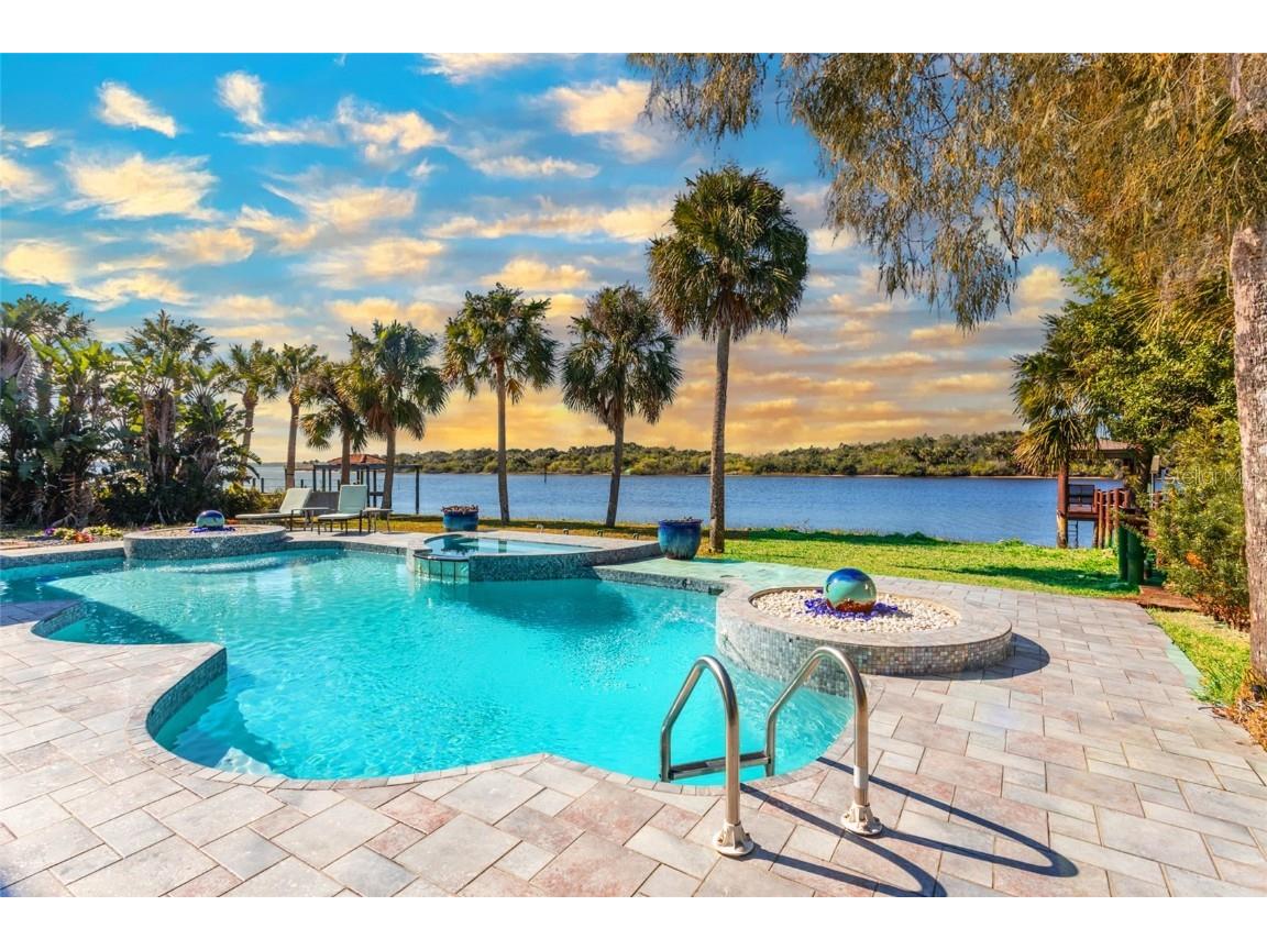 3548 John Anderson Drive Ormond Beach FL 32176 - HALIFAX RIVER V4943832 image1