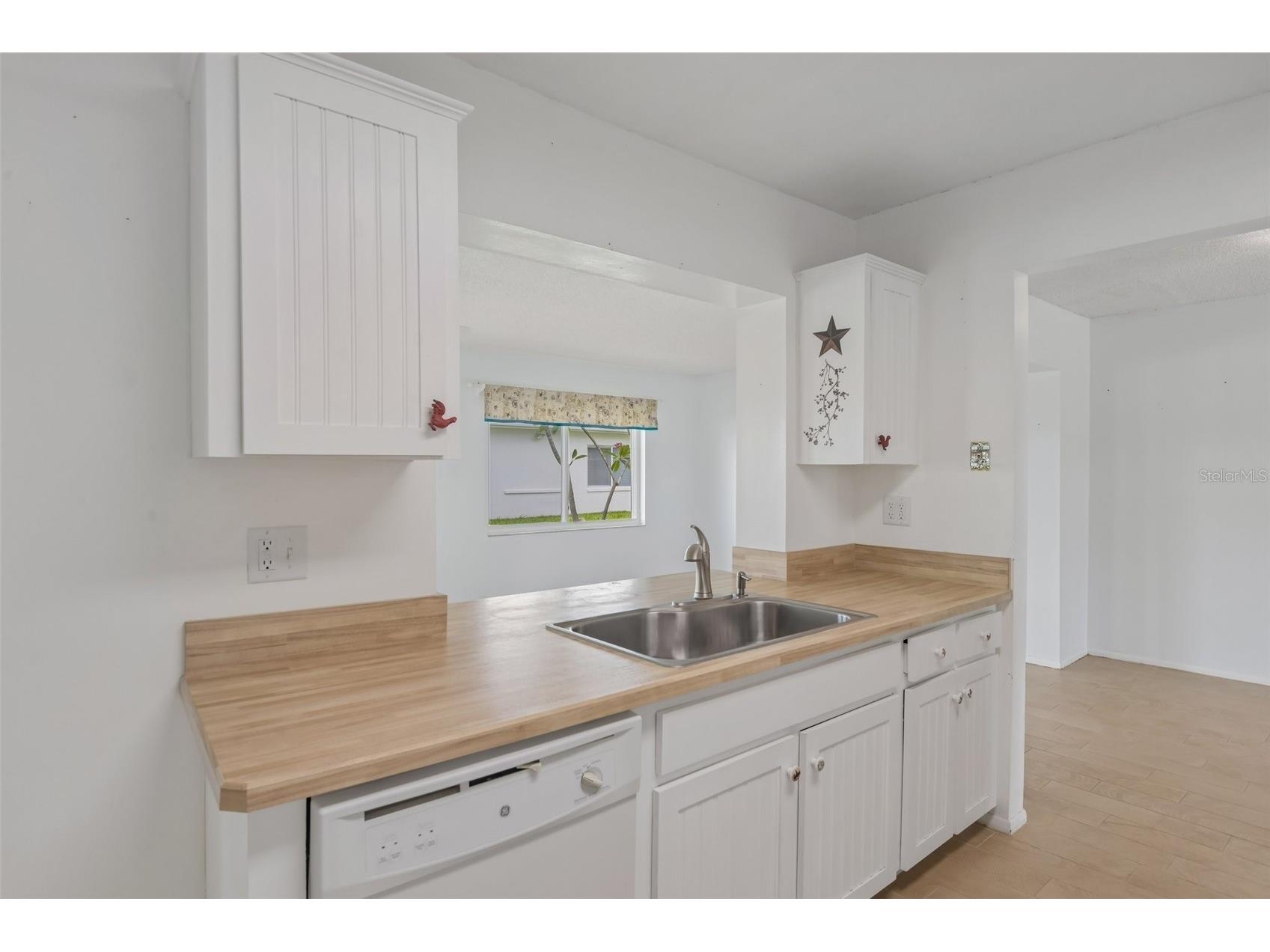 3549 98th Avenue N Pinellas Park FL 33782 TB8514858 image6