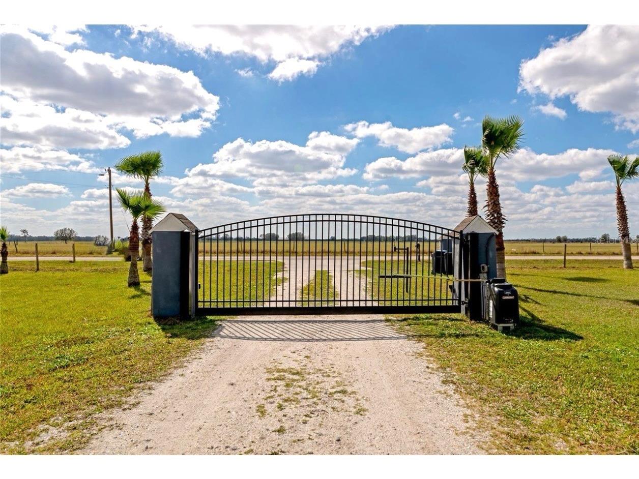 35495 Singletary Road Myakka City FL 34251 A4687955 image1