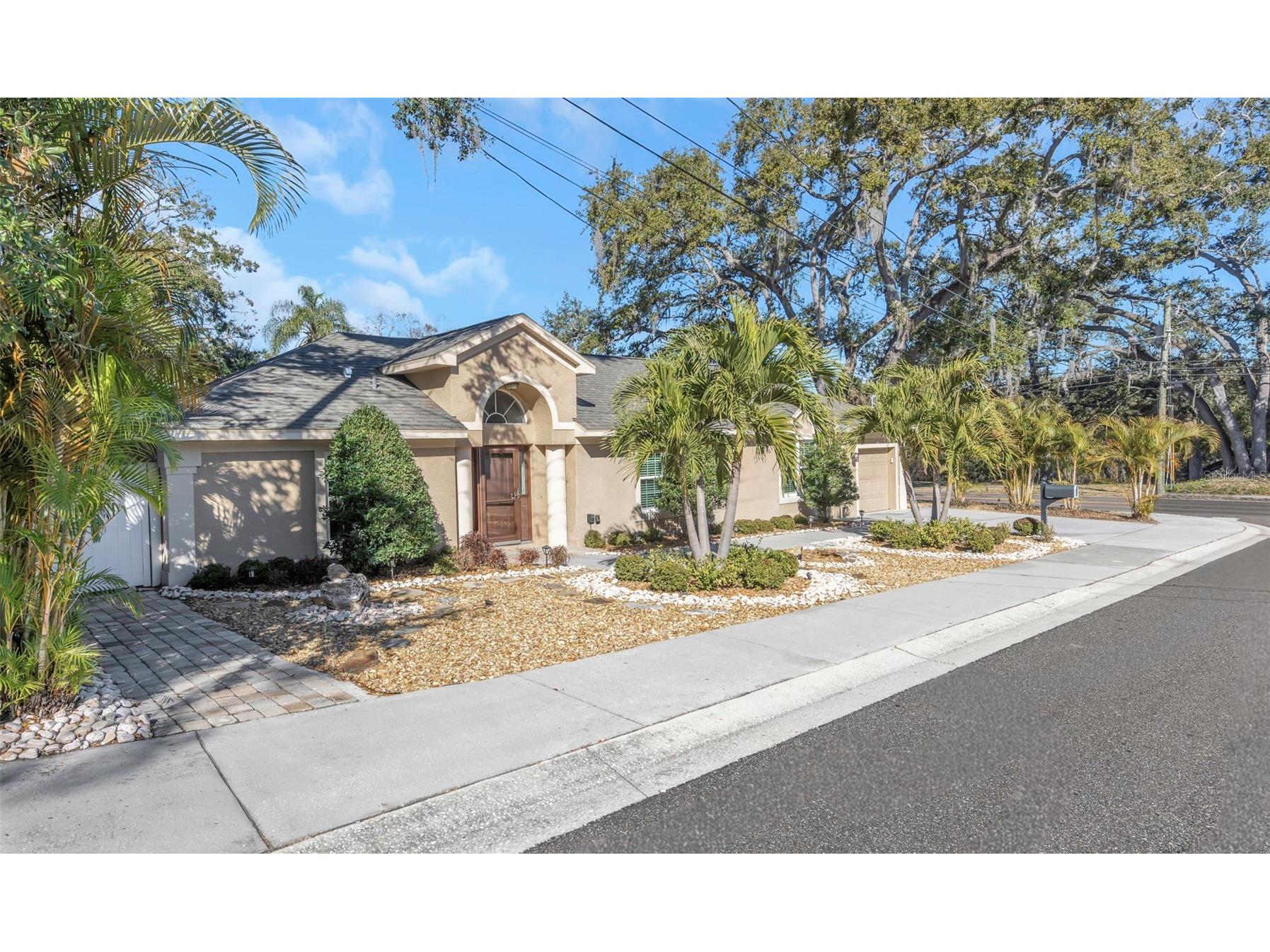 355 12th Avenue N Safety Harbor FL 34695 TB8475837 image1