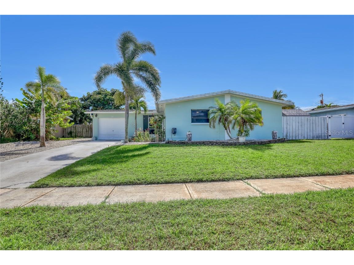 355 Aztec Avenue Merritt Island FL 32952 O6354123 image2