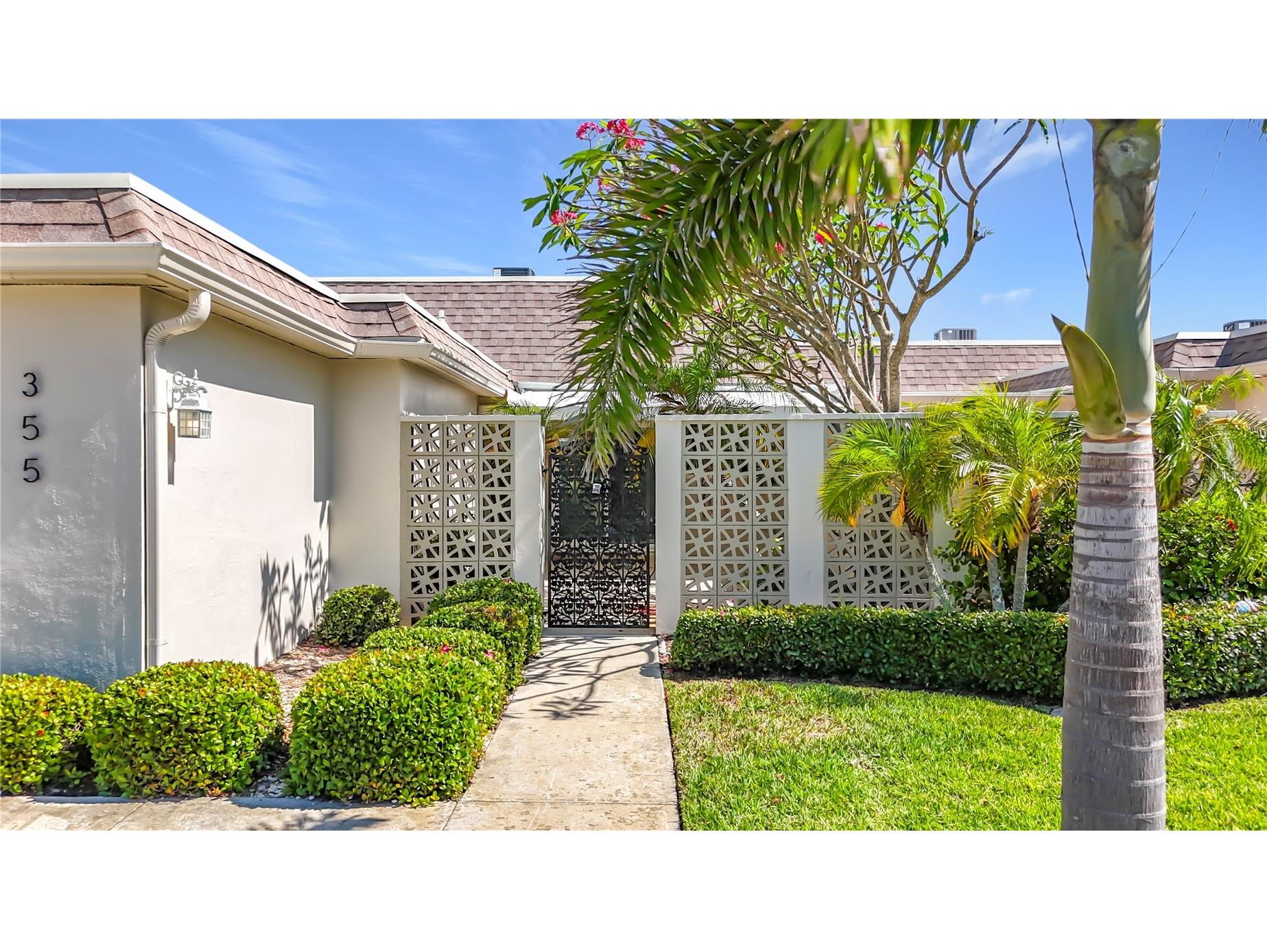 355 Boca Ciega Point Boulevard #355 Saint Petersburg FL 33708 TB8512318 image1
