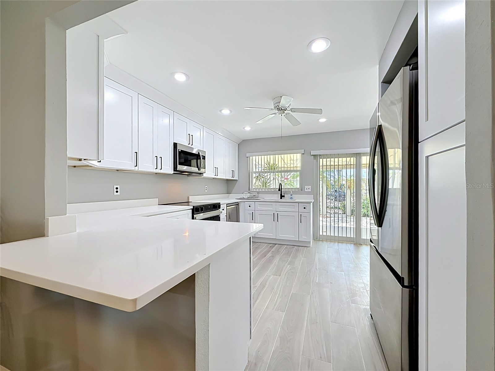 355 Boca Ciega Point Boulevard #355 Saint Petersburg FL 33708 TB8512318 image3