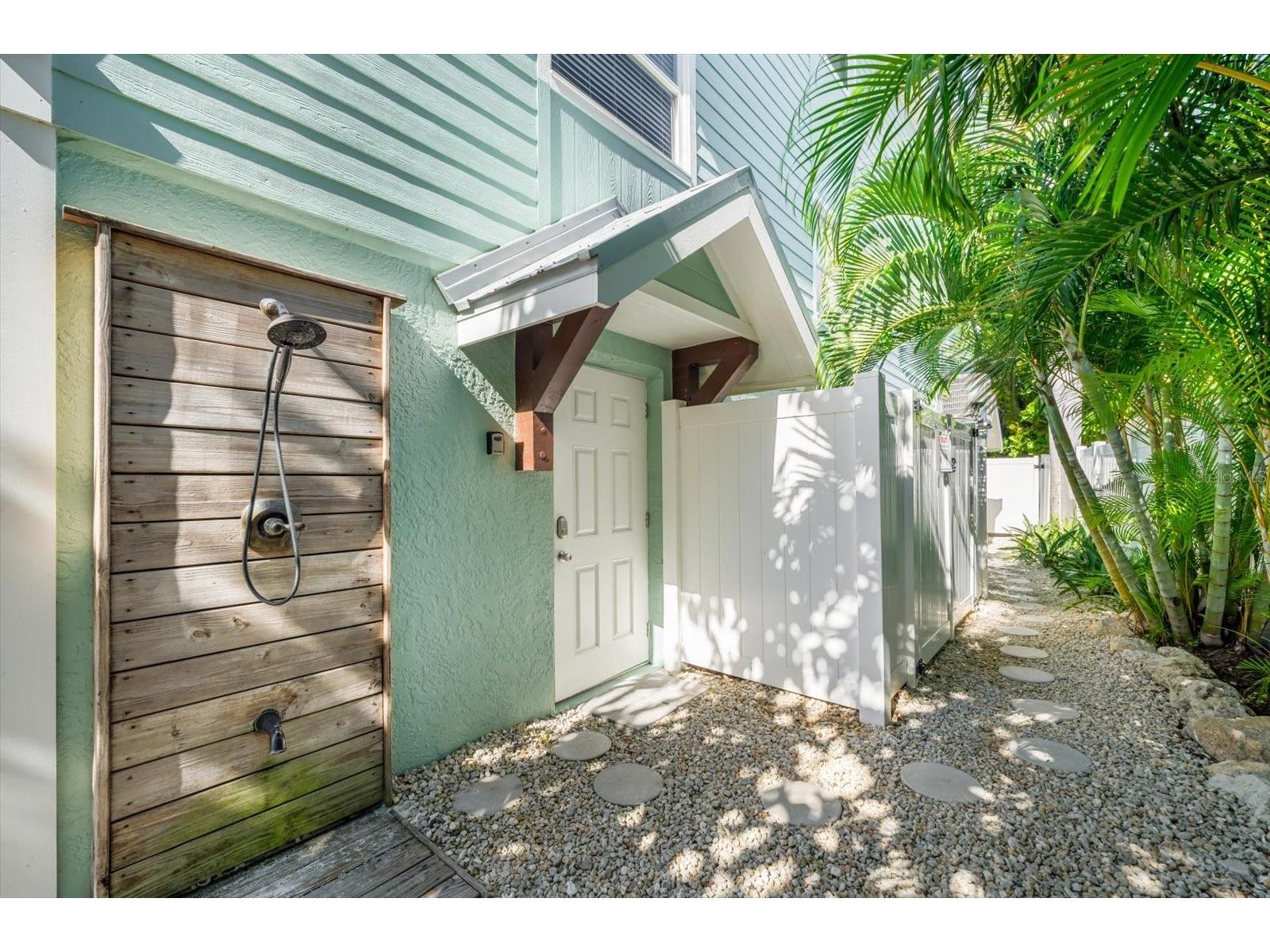 355 Calle Miramar Sarasota FL 34242 N6142420 image3