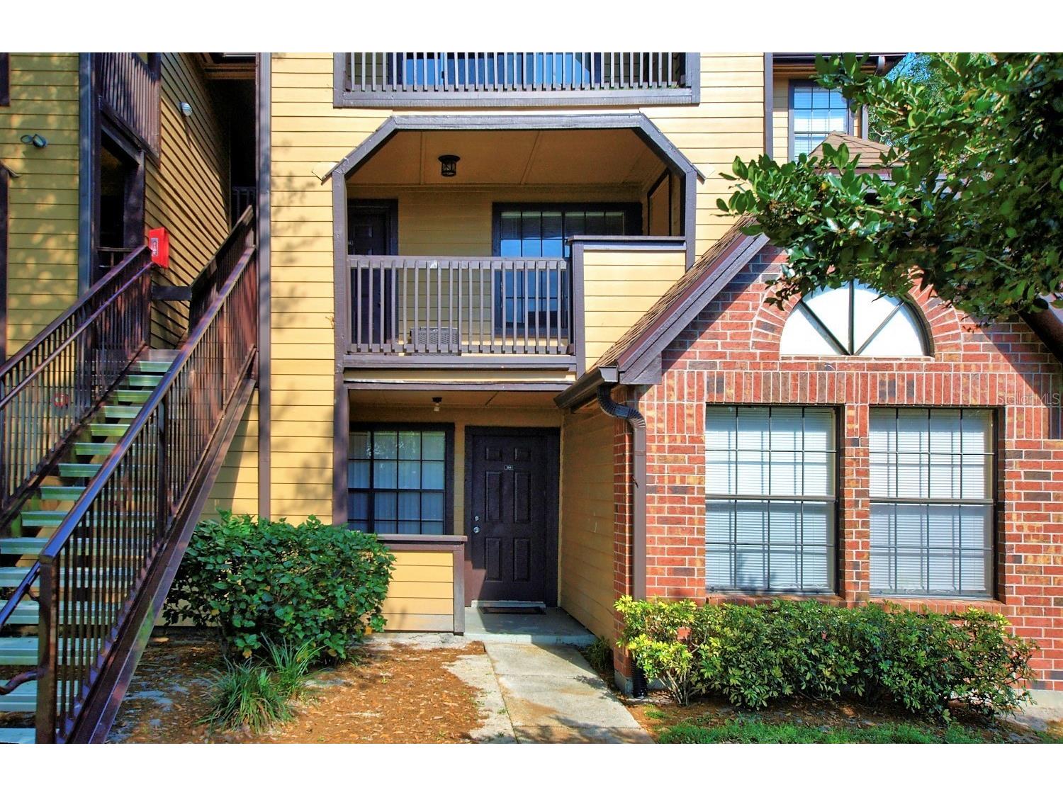 355 Lakepointe Drive #204 Altamonte Springs FL 32701 O6391411 image1