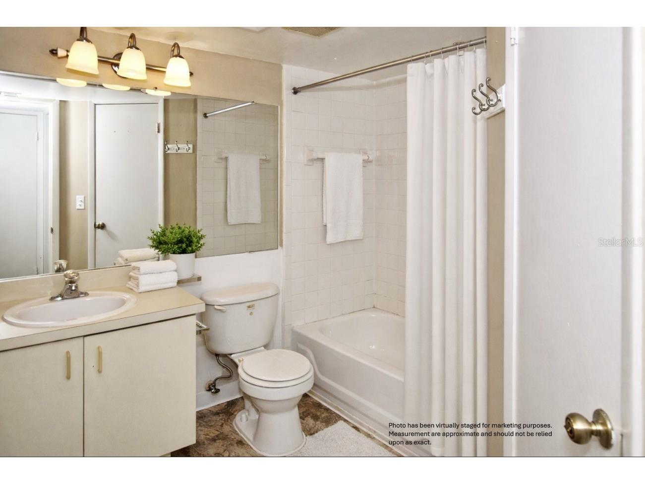 355 Lakepointe Drive #204 Altamonte Springs FL 32701 O6391411 image6