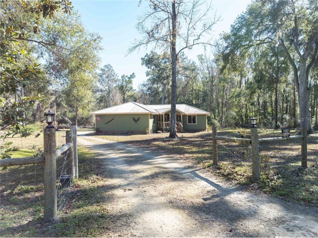 355 NE 575th Street Old Town FL 32680 GC519072 image1