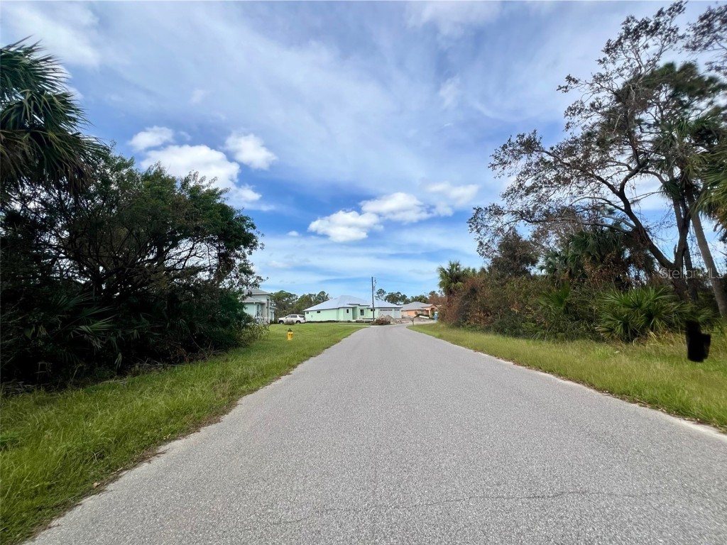 355 Ramblewood Street Port Charlotte FL 33953 C7496910 image2