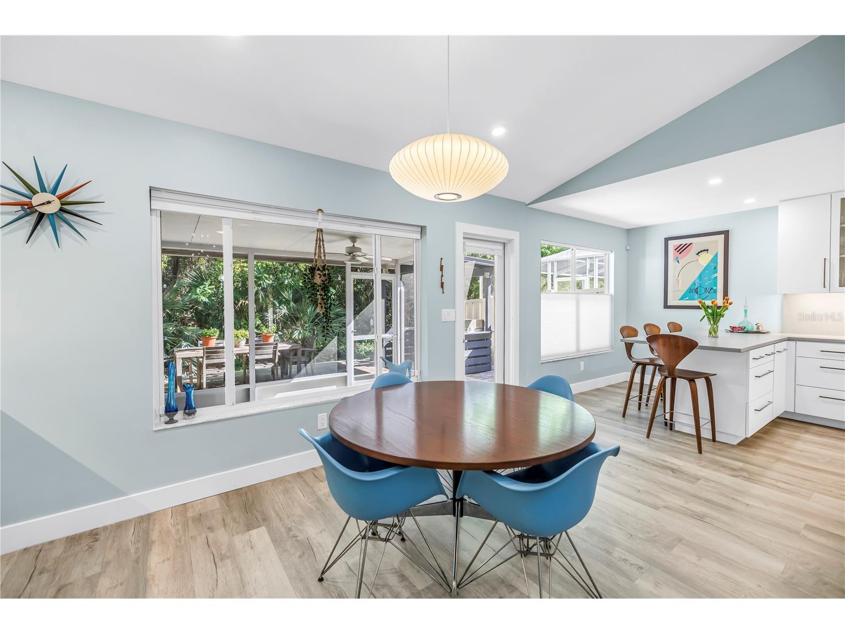 355 Red Cedar Court NE Saint Petersburg FL 33703 TB8486271 image12