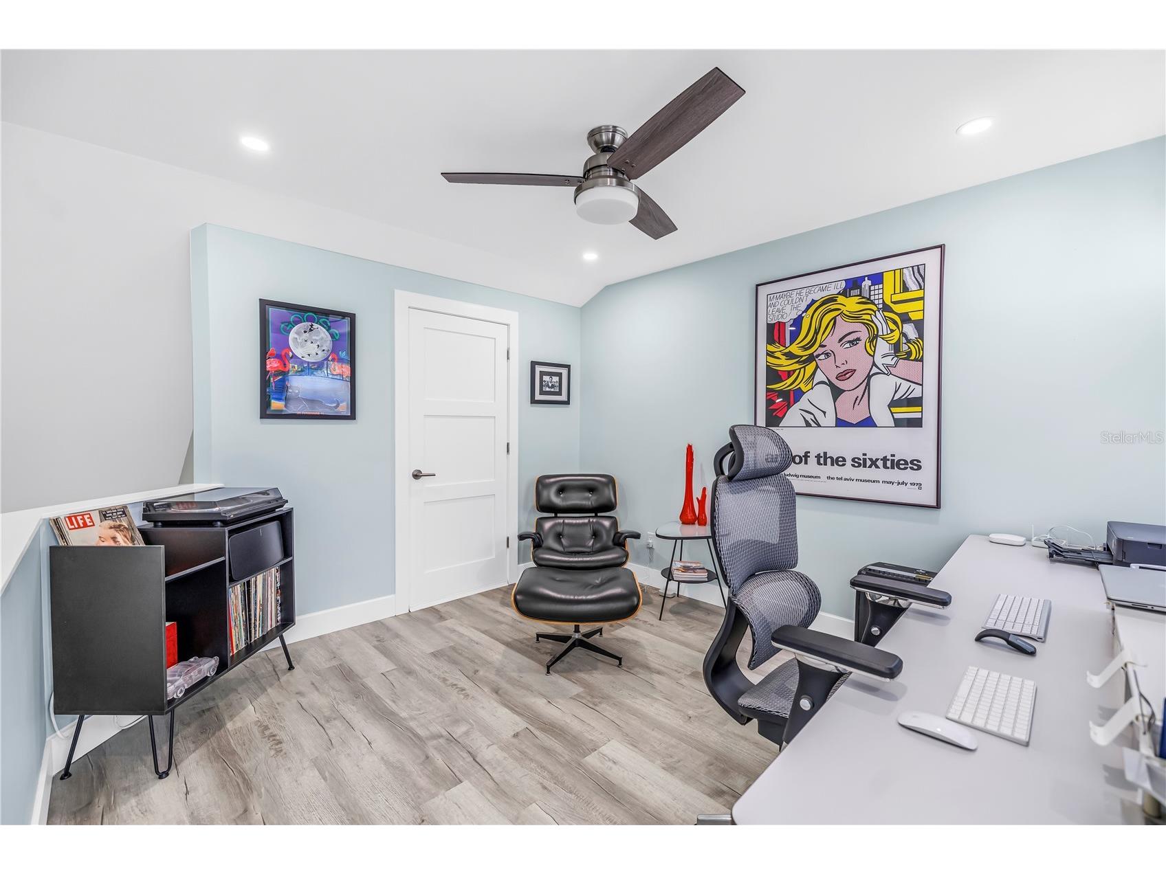 355 Red Cedar Court NE Saint Petersburg FL 33703 TB8486271 image24