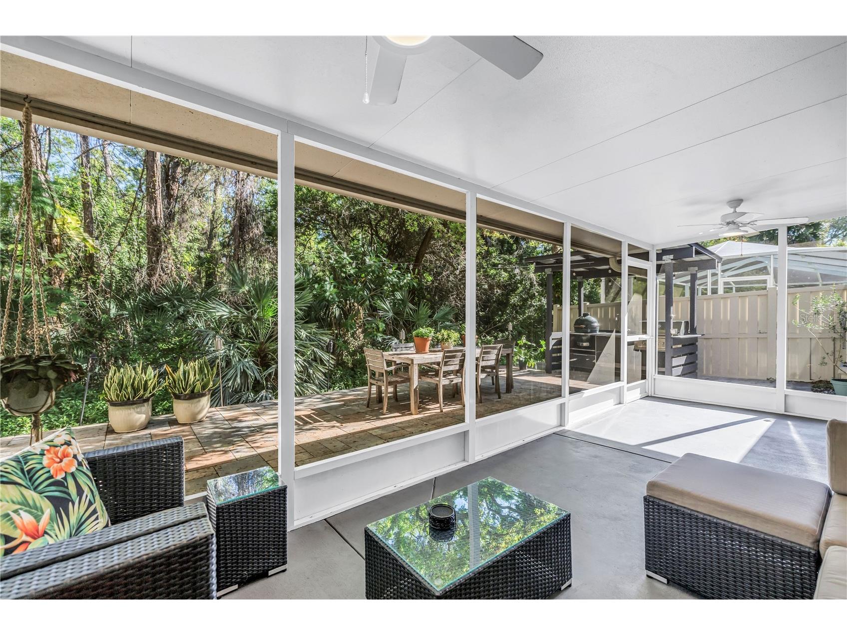 355 Red Cedar Court NE Saint Petersburg FL 33703 TB8486271 image4