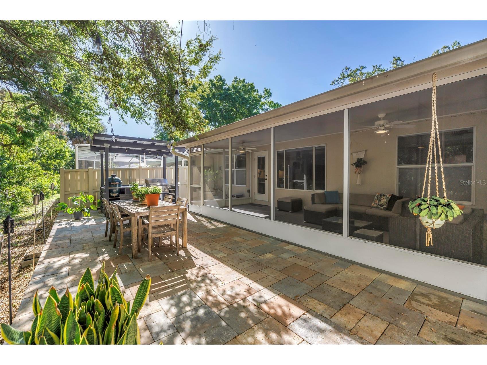 355 Red Cedar Court NE Saint Petersburg FL 33703 TB8486271 image8