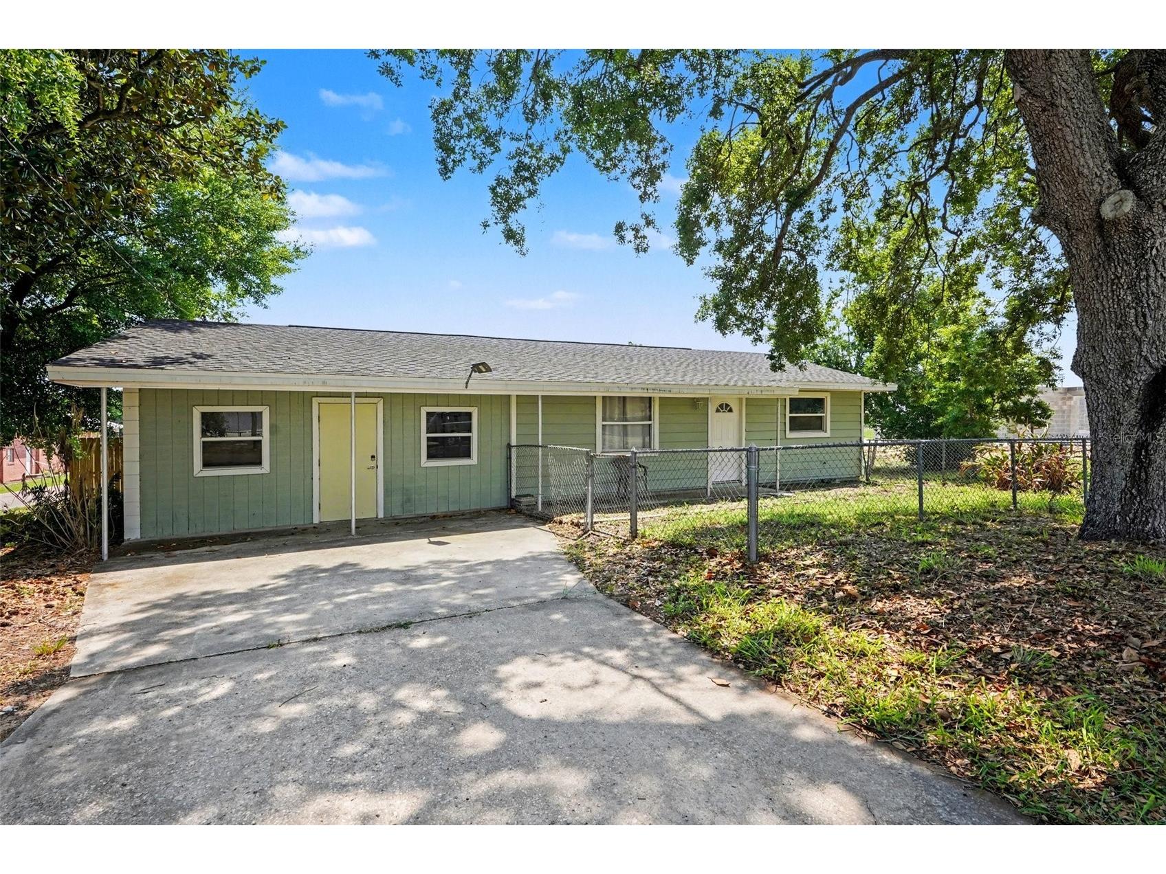 355 S Oak Avenue Frostproof FL 33843 TB8498386 image1
