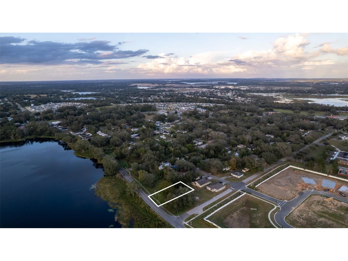 355 S Sunset Avenue Mascotte FL 34753 G5088784 image1