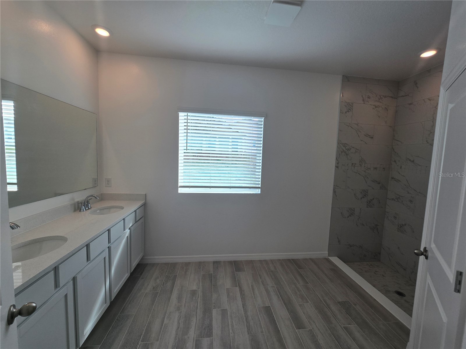 355 S Sunset Avenue Mascotte FL 34753 - Sunset Lake O6288632 image14