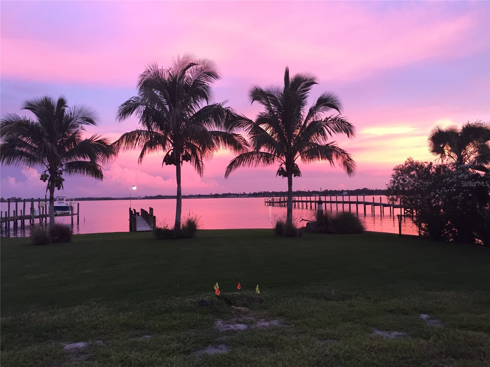 355 Shore Drive Ellenton FL 34222 - MANATEE RIVER A4655797 image1