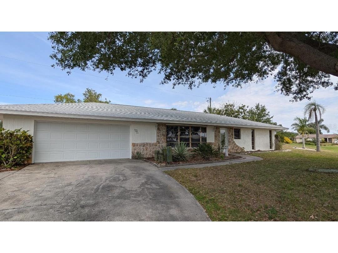 355 Spring Lake Boulevard NW Port Charlotte FL 33952 C7526261 image1