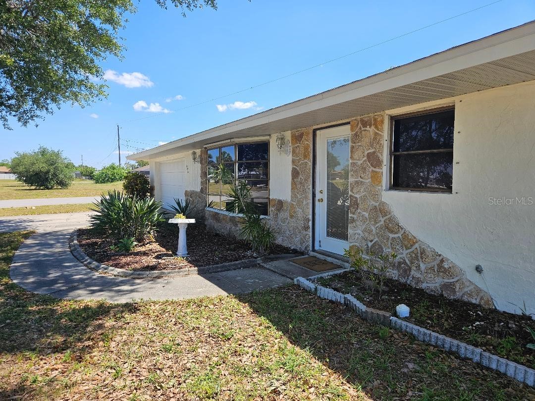 355 Spring Lake Boulevard NW Port Charlotte FL 33952 C7526261 image20