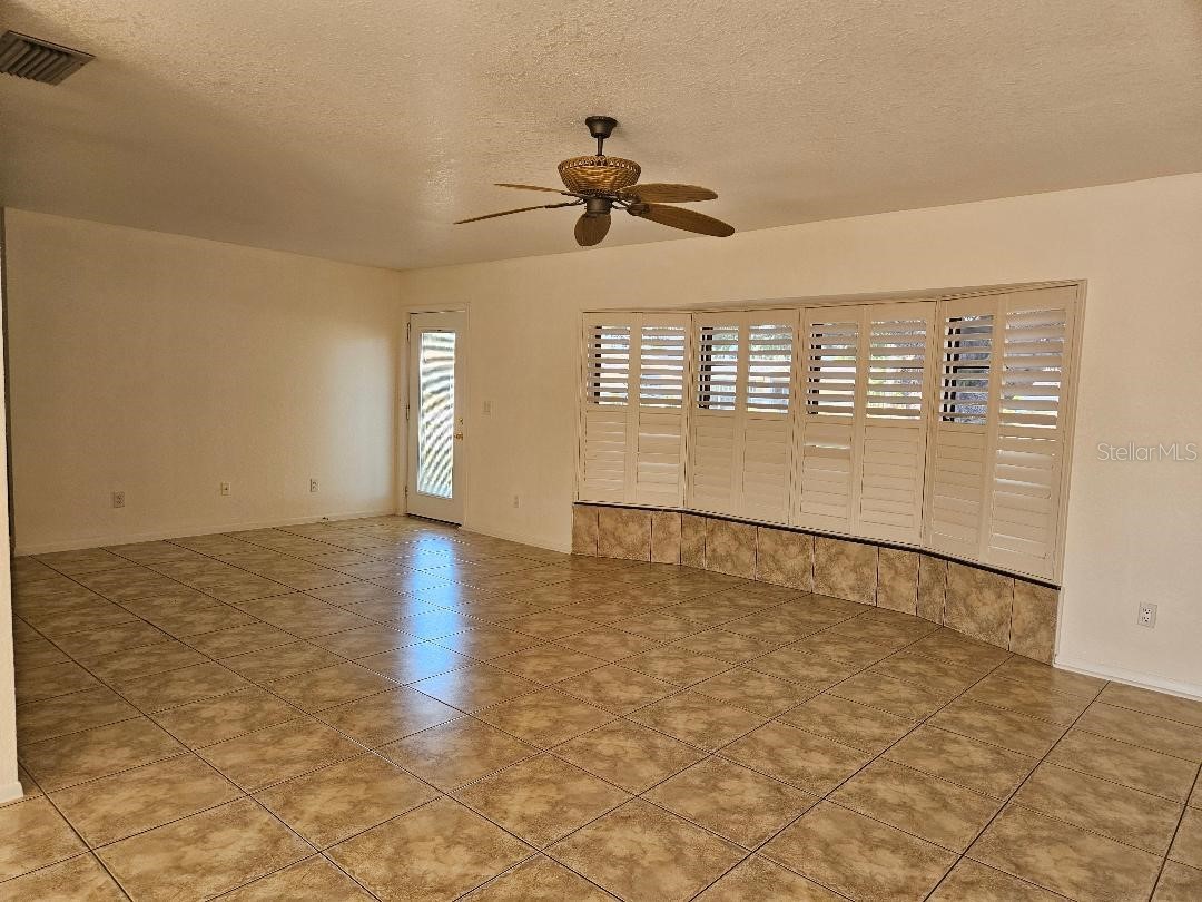 355 Spring Lake Boulevard NW Port Charlotte FL 33952 C7526261 image32